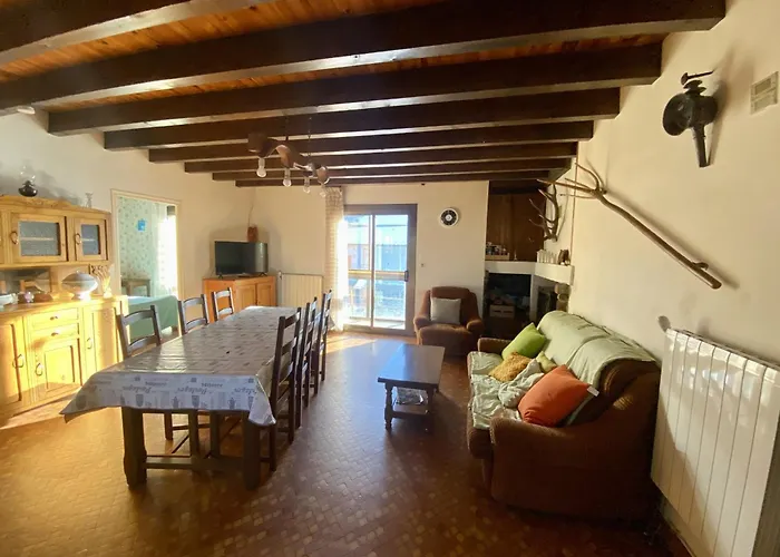 T3 A - 6 Pers., Cheminee, Veranda, Parking - Proche Commerces Et Pistes - Fr-1-758-16 Διαμέρισμα
