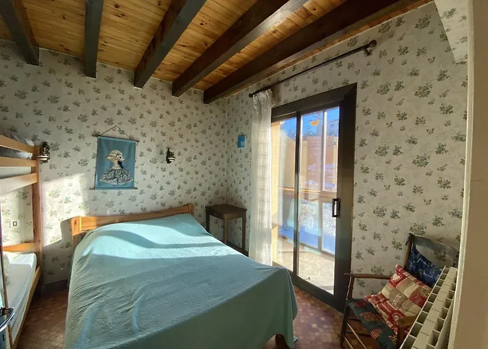 T3 A - 6 Pers., Cheminee, Veranda, Parking - Proche Commerces Et Pistes - Fr-1-758-16 Formiguères